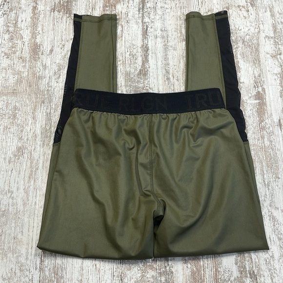 True Religion Green Performance Mesh Leg Leggings Size Large - Picture 9 of 11